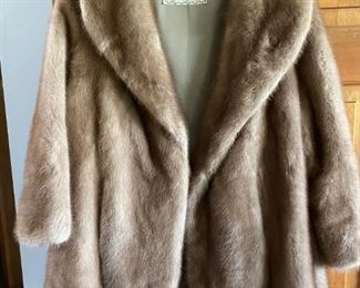 Alaskan Furs - EMBA Pastel - Natural Brown Mink