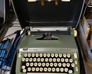 Vintage Smith-Corona Super Sterling Typewriter