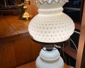 Vintage Milk Glass Hob Nail Electric Lamp 