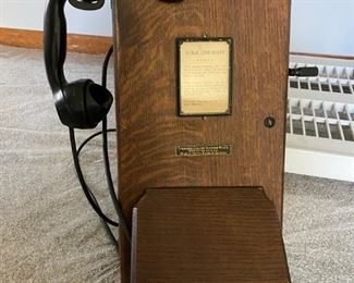 Antique Stromberg Carlson Telephone Hand Crank Phone