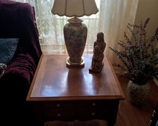 End Table and Décor 