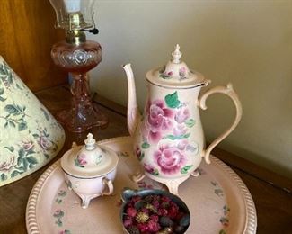 Tea set (pink floral)