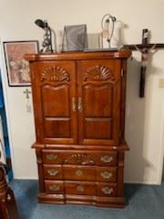 Armoire chest