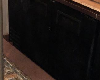 Vfd036 - True Commercial Reach-in Refrigerator Model TBB-2 #2 of 3