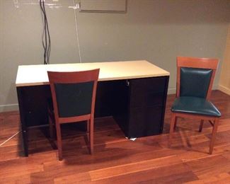 Vfd082 - Modular Desk, Two Chairs & Three-drawer File Cabinet