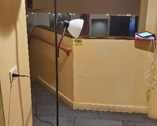 Vfd085 - Two-Tier Metal Floor Lamp 72"