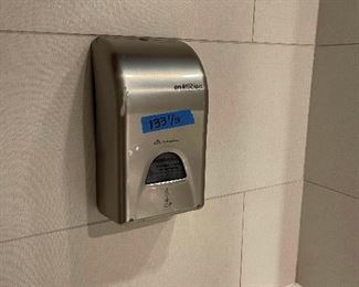 Vfd133 - Two EnMotion Soap Dispensers & Napkin Dispenser