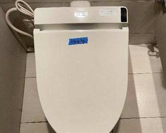 VFD134 - Washlet C200 Toilet, Seat Cover Dispenser, Roll Holder & More Lot #1