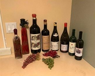 Vfd155 Empty Wine Bottles Memorabilia From Vino Restaurant 