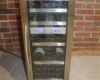 Whynter Wine Refrigerator