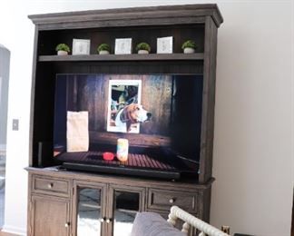 Haverty's Beckley Wall Entertainment Center Weatered Charcoal 