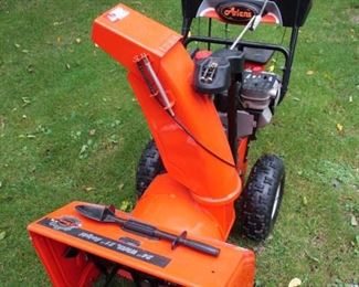 24"  Ariens Snow Blower with Salt Spreader