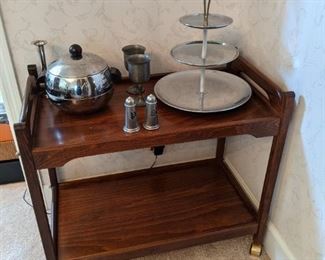 Tea cart