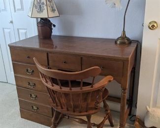 Ethan Allen Student desk