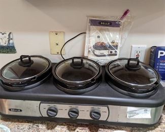 Bella triple slow cooker and buffet server