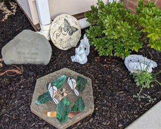 Garden decor