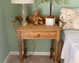 Vintage washstand