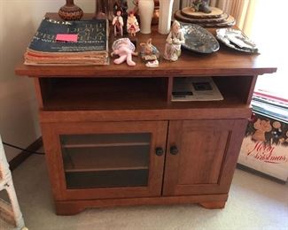 Compact chest/entertainment center.