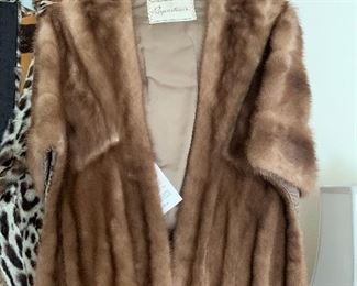 Mink Stole from McRaes  new with tags $250