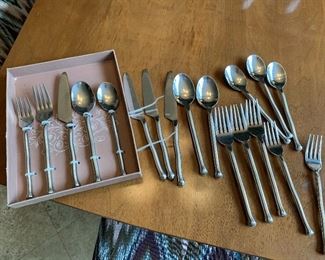 5 place-settings  short one salad fork and 1 soup spoon 