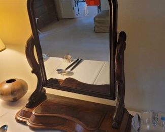 Dresser top mirror