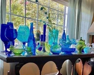 Sofa table with Blue and green glass
