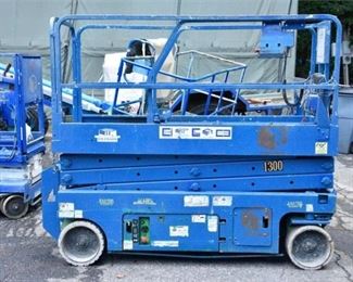 16. Commercial Scissor Lift