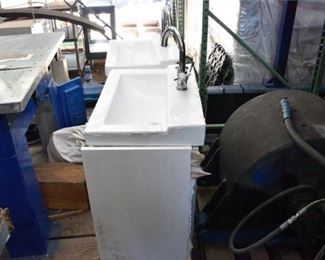 206. Three 3 Vanities With Sinks