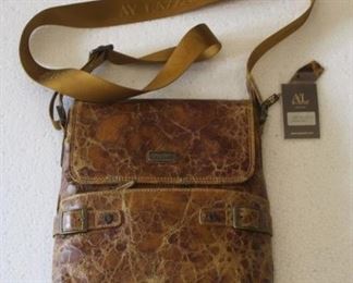 15 - Lazzaro Leather Handbag
