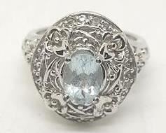 57 - Sterling silver blue topaz ring size 6 3/4
