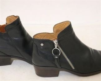 69 - Pikolinos Boots Size 7.5
