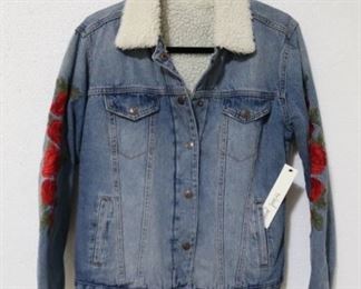 73a - Tribal Jeans Light Blue Denim Lined Jean Jacket Embroidered Red Flowers on both Sleeves Size S
