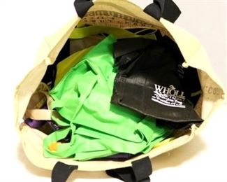 105a - Lot of assorted totes
