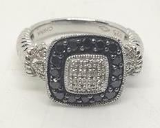 128 - Sterling gemstone ring size 6 3/4
