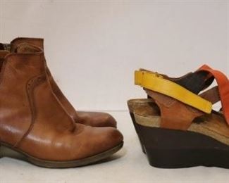 139 - Lot of Ladies Shoes 7.5-8.5
