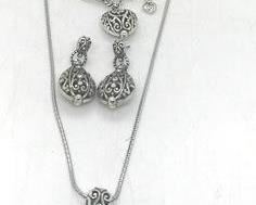 176 - Brighton 3 dimensional jewelry set with crystals 32" pendant necklace 8" bracelet no backs on earrings
