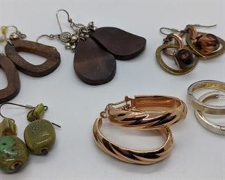 245x - Group lot of Pierced Earrings
