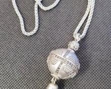 257a - Silver 22" adjustable necklace with tassel pendant
