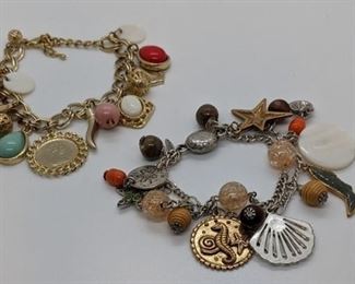 258x - Set of 2 Charm Bracelets
