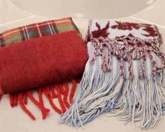 271 - Group of Oversized Winter Scarves (4pcs)
