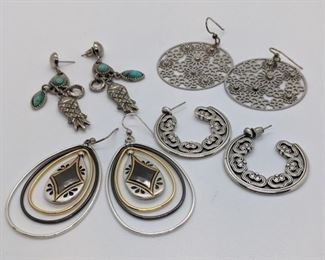 284 - Lot of Pierced Earrings
