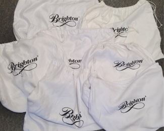 289 - 7 Brighton purse storage bags
