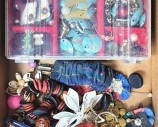 331 - Box Lot of Assorted Beads & Misc Jewelry Pieces
