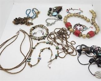 360 - Lot of Assorted Jewelry
