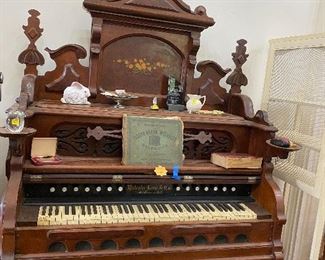 Antique Organ