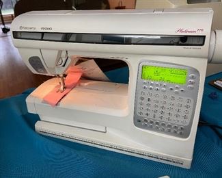 Husqvarna Viking platinum 770 sewing machine 