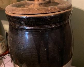 4 Gallon Butter Churn with Lid