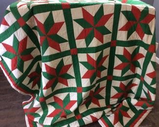 CHRISTMAS STAR QUILT RED & GREEN 