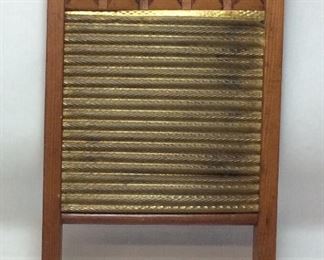 THE BRASS KING VINTAGE WASHBOARD