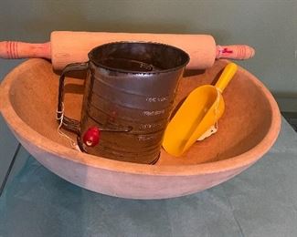 Vintage Dough bowl, rolling pin and sifter!